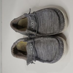 Hey Dude Wally Youth Loafers size Y4 L5